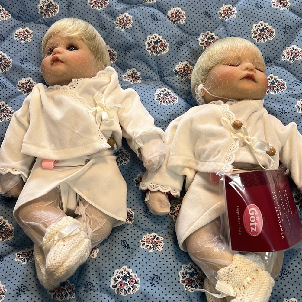 Twin Girl Goetz baby dolls, two newborns , rare